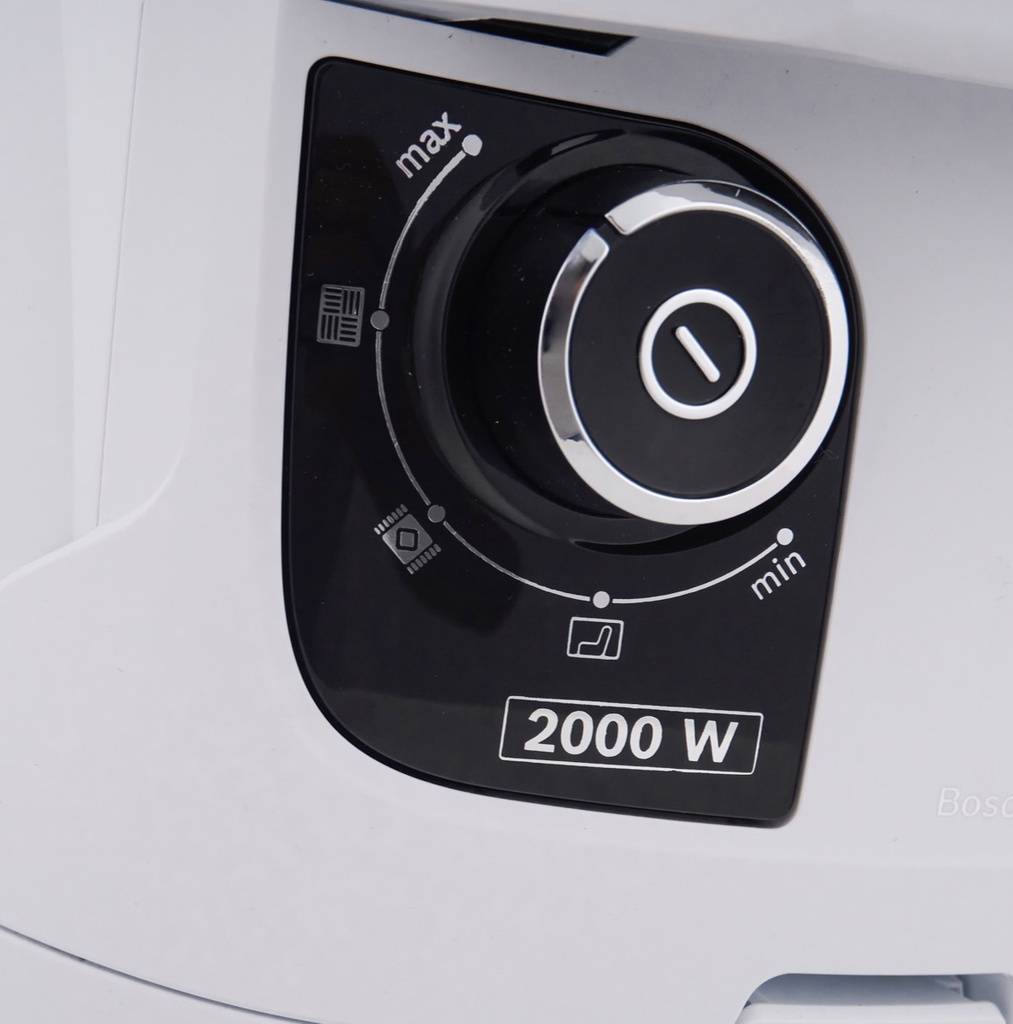 مكنسة بوش  2000 وات باجلس لون أبيض BGS21WHYG