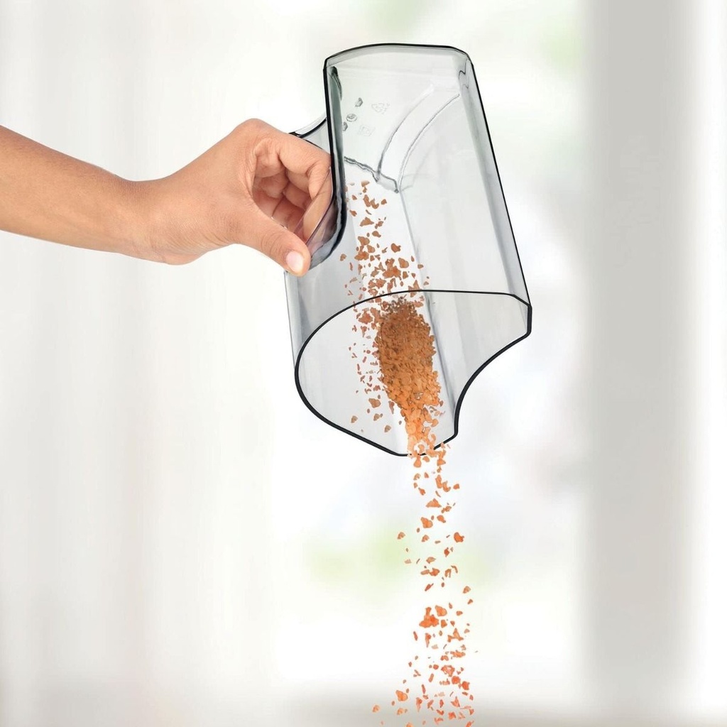 عصارة بلاك اند ديكر، 800 وات، اسود وابيض - JE780-B5